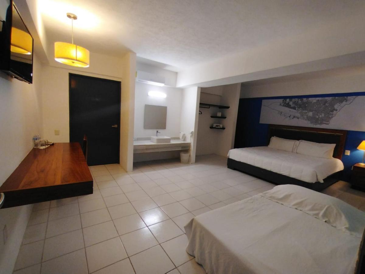 1 King Bed 1 Sofa Bed Mobility Accessible Room Non-Smoking,1417004280:JPEG