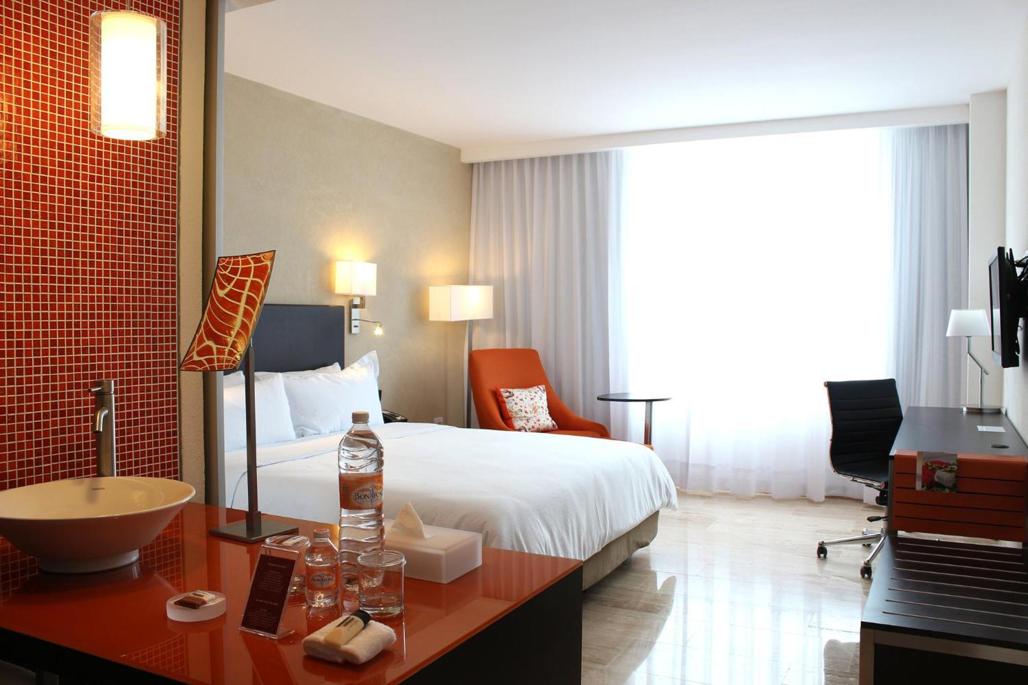 Superior King Room,1706843106:JPEG
